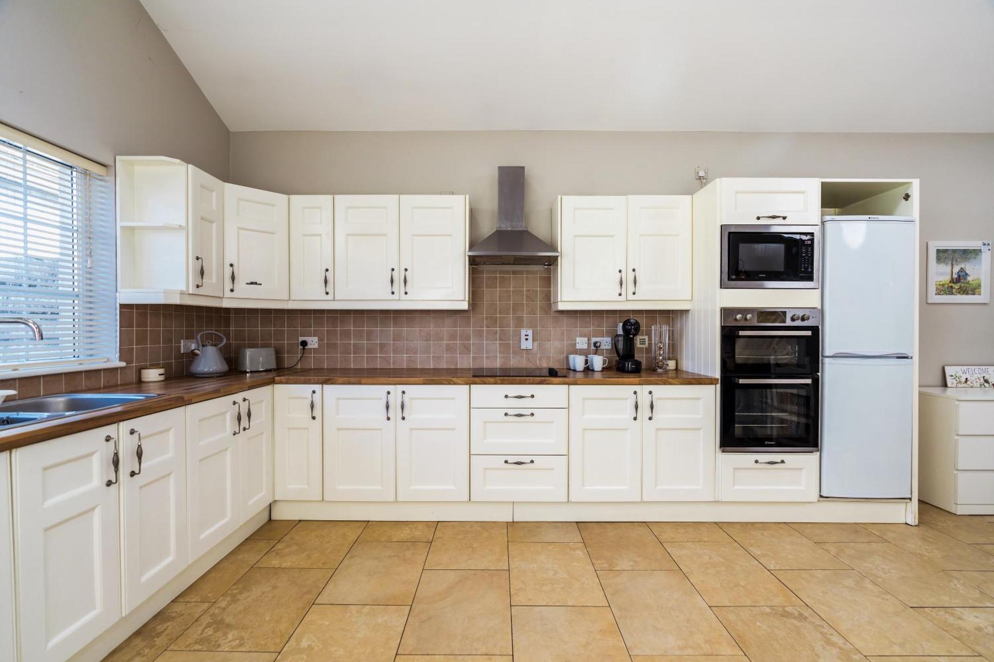 Dublin Airport Homestay ภายนอก รูปภาพ
