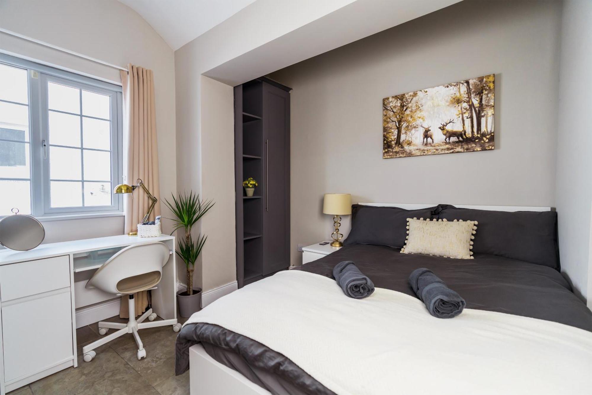 Dublin Airport Homestay ภายนอก รูปภาพ